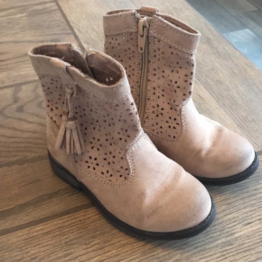 Oshkosh Genuine Kids Tan toddler girls boots